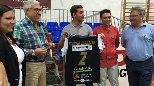 BM ÁNGEL XIMÉNEZ recibe la visita del Diputado de Deportes de la Diputación de Córdoba, Martín Torralvo