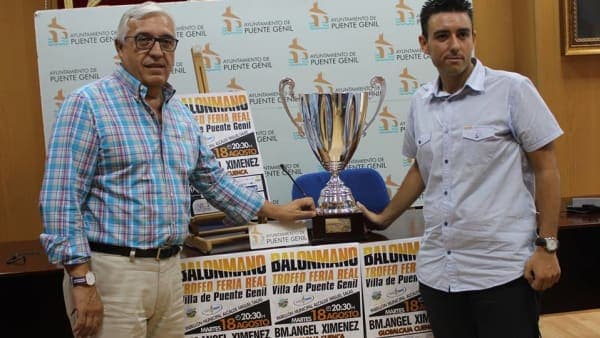 PRESENTADO EL I TROFEO VILLA DE PUENTE GENIL CON MOTIVO DE LA FERIA REAL