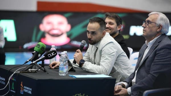VÍDEO: Anuncio de retirada del capitán José Cuenca