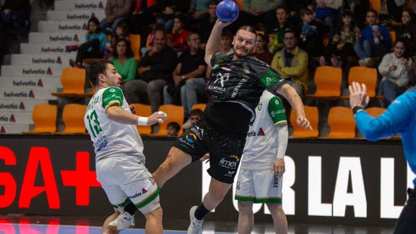 LIGA PLENITUDE: El Ángel Ximénez se ve superado por Anaita en los minutos finales (27-25)
