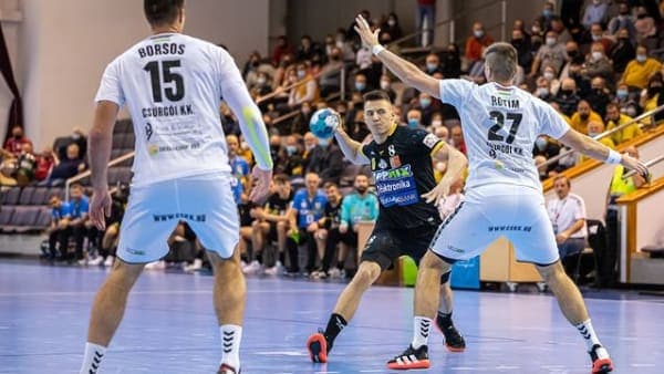 COMUNICADO OFICIAL: El Ángel Ximénez suma los servicios del lateral izquierdo húngaro Tamás Jánosi