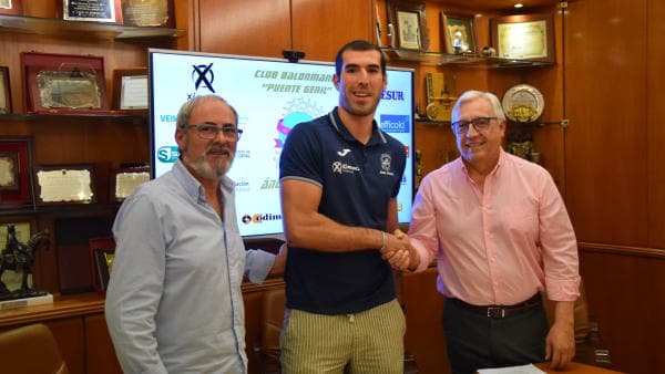 COMUNICADO OFICIAL: El pivote Erekle Arsenashvili rubrica su continuidad para la próxima temporada
