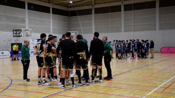 EQUIPO ASOBAL: El Ángel Ximénez cae por la mínima en su último amistoso en Málaga (21-20)