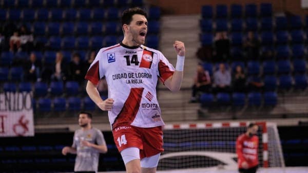 COMUNICADO OFICIAL: El extremo derecho Javi Muñoz se une al proyecto de Ángel Ximénez para su décima temporada en ASOBAL