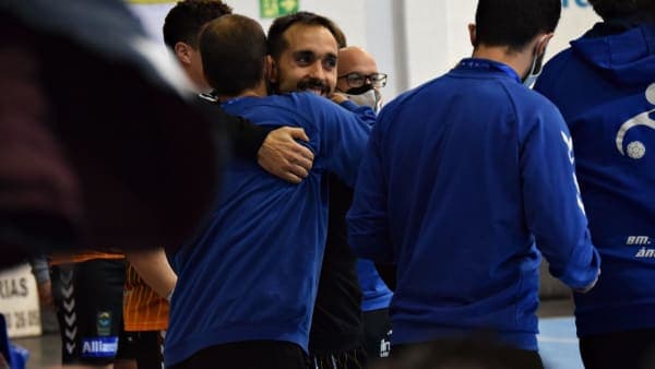 LIGA SACYR ASOBAL: El capitán José Cuenca firma el gol 500 de su carrera en ASOBAL