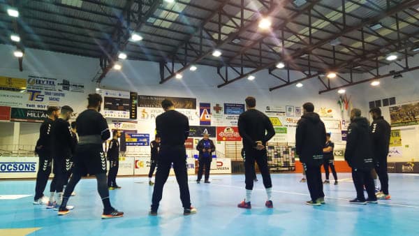 EQUIPO ASOBAL: El primer equipo regresa a los entrenamientos tras las vacaciones de Navidad
