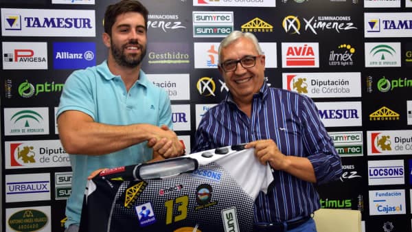 Crónica del acto: Presentación oficial de Juan Castro